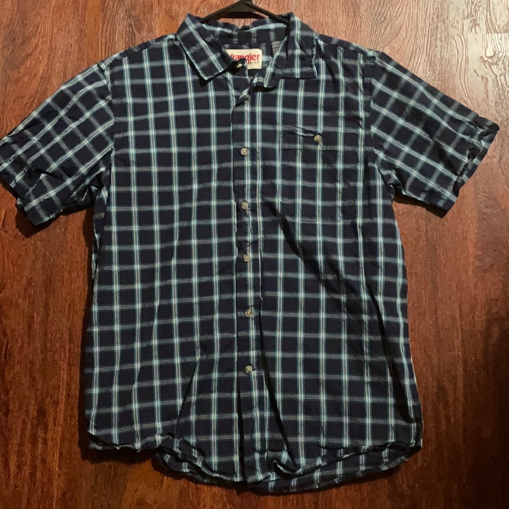 Wrangler Rugged Wear short sleeve button up